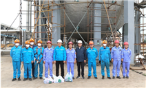 标题：炎炎夏日送清凉，点滴关怀慰人心
——内蒙古特检院乌海分院领导班子节日期间慰问一线检验员
浏览次数：675
发表时间：2023-08-30