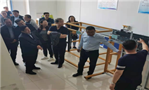 标题：乌兰察布市市场监督管理局深入内蒙古特检院乌兰察布分院开展调研
——提升气瓶检验站综合建站工作
浏览次数：391
发表时间：2021-10-12