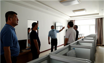 标题：自治区市场监管局党组成员、副局长杨林一行 调研指导乌兰察布市特检所新办公场所安置和疫情防控工作
浏览次数：417
发表时间：2021-10-12