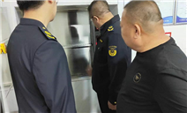 标题：特检院二连分院配合市场监管局开展全市杂物电梯安全检查
浏览次数：373
发表时间：2024-04-22