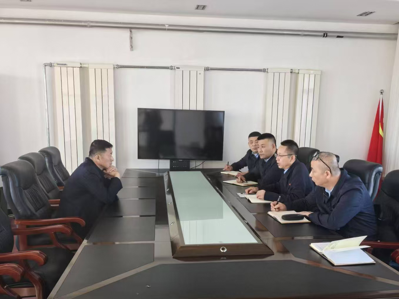 特检院分院与满洲里市场局开展座谈:聚“一体两翼” 促局院同心
