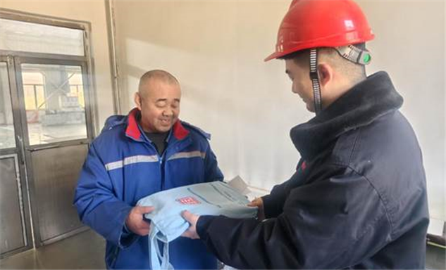 标题：包头分院优化检验流程 提升罐车检验效率
浏览次数：124
发表时间：2025-03-27