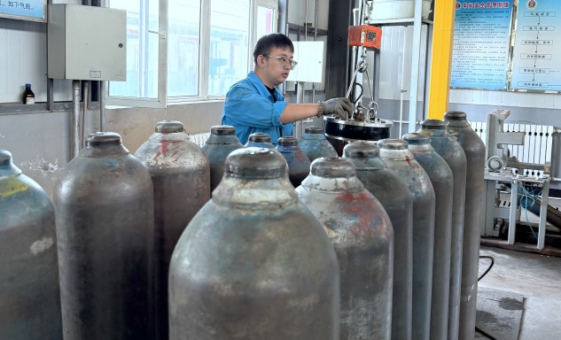 标题：内蒙古特检院乌海分院气瓶高效检验为企业安全运营赋能
浏览次数：22
发表时间：2025-04-29