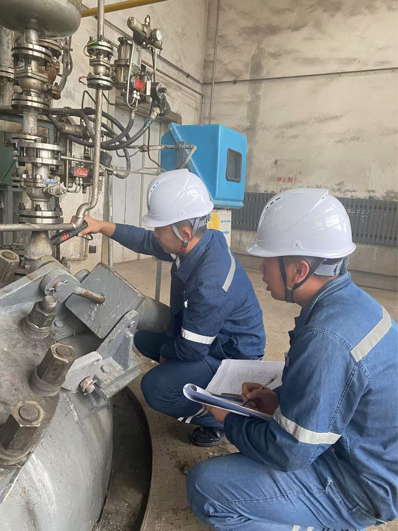 自治区特检院阿拉善分院圆满完成内蒙古晨宏力化工集团有限责任公司和内蒙古中高化工有限公司压力管道整治检验任务