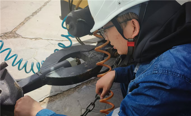 标题：自治区特检院阿拉善分院为腾格里观光车“精准体检”
浏览次数：14
发表时间：2025-04-30