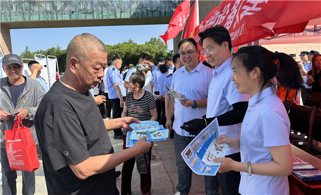 标题：巴彦淖尔分院开展“安全生产月”宣传咨询日活动
浏览次数：51
发表时间：2025-06-18