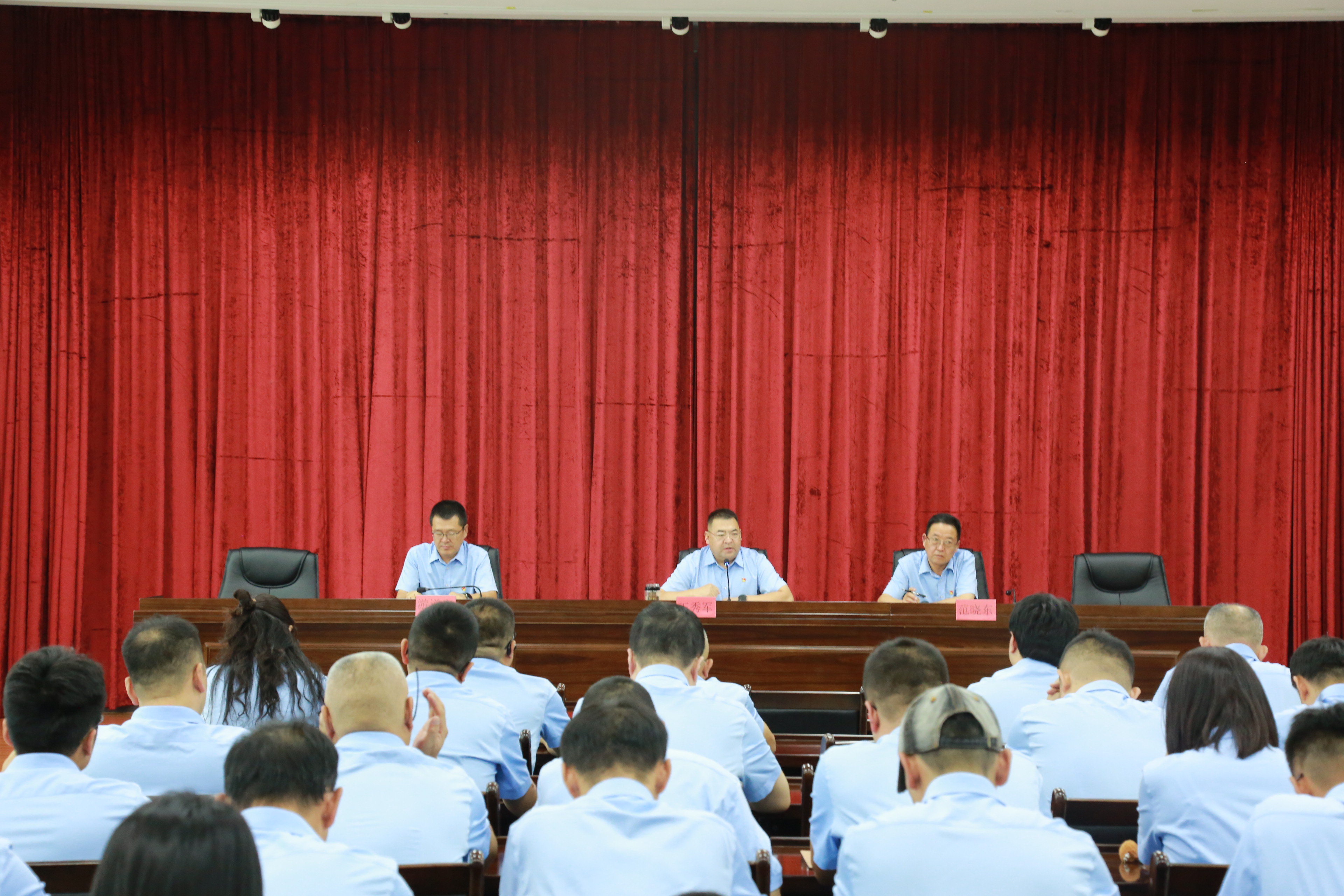 聚焦“廉”与“效”！内蒙古特检院赤峰分院全体职工大会明确“双节”纪律与工作重点