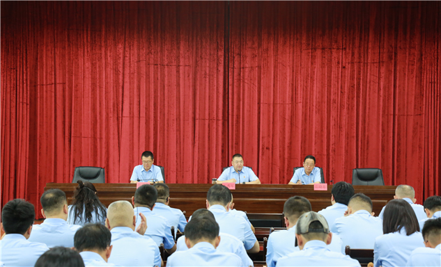 标题：聚焦“廉”与“效”！内蒙古特检院赤峰分院全体职工大会明确“双节”纪律与工作重点
浏览次数：2667
发表时间：2025-09-29