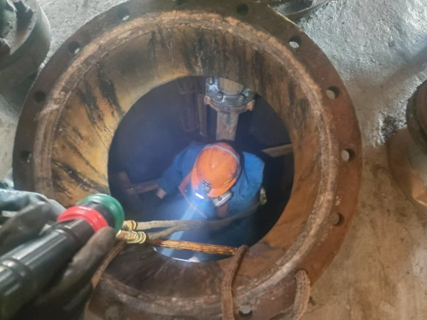 严守安全红线 护航双节生产