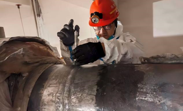 标题：昼夜攻坚，助企复产 乌海分院圆满完成兴发科技1号炉检验
浏览次数：33
发表时间：2025-10-30