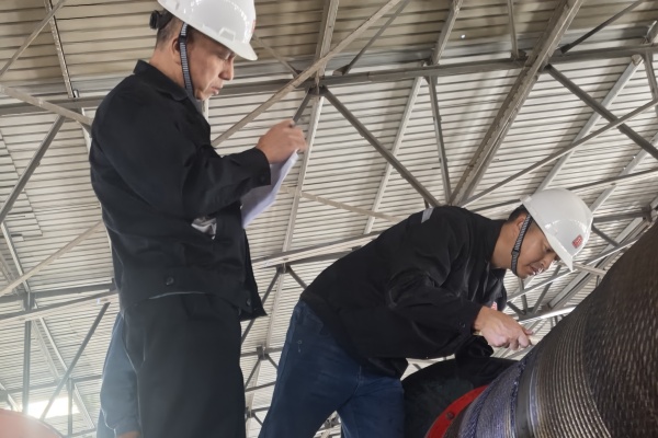 自治区特检院包头分院高效完成北方重工109台起重机械检验工作