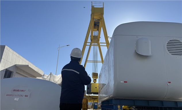 标题：鄂尔多斯分院应用无人机技术，推进起重机检验提质增效
浏览次数：129
发表时间：2025-11-27