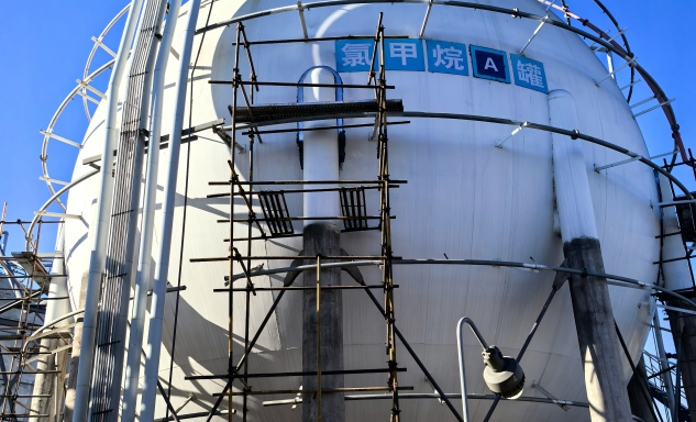 标题：内蒙古特检院乌海分院圆满完成大型球罐定期检验任务，
精准服务护航企业发展
浏览次数：122
发表时间：2025-11-27