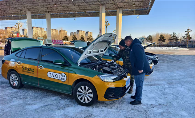 标题：内蒙古特检院呼伦贝尔分院完成阿荣旗车用气瓶监督检验工作
浏览次数：1729
发表时间：2026-01-24