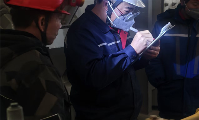 标题：坚守一线，守稳年关--内蒙古特检院鄂尔多斯分院争分夺秒守安全
浏览次数：1072
发表时间：2026-02-12