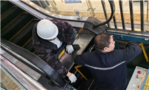 标题：内蒙古特检院呼伦贝尔分院完成扎兰屯发达广场电梯定期检验 护航人员密集场所乘梯安全
浏览次数：20
发表时间：2026-03-17