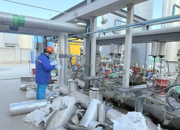 精准排查隐患 助力复工复产
——乌海分院扎实开展压力容器压力管道定期检验