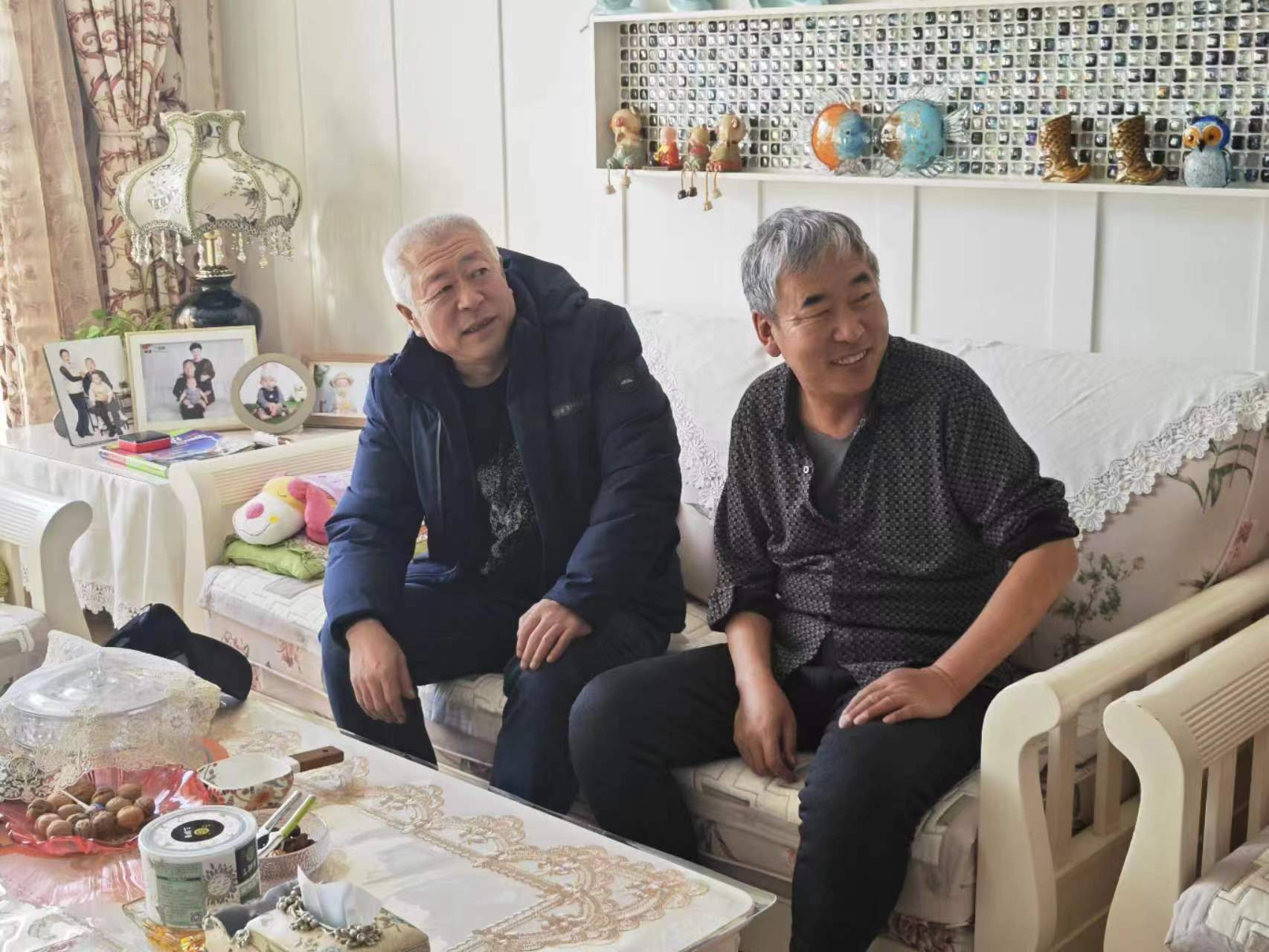 2024.2.1慰问退休老同志1.jpg