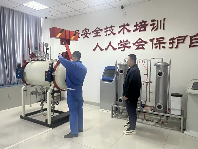 1.快开门式压力容器操作实操考试(1).jpg