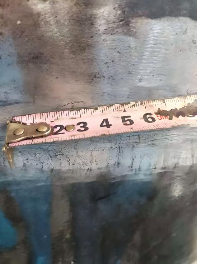 4.磁粉检测发现的裂纹(1).jpg 4.磁粉检测发现的裂纹(1).jpg