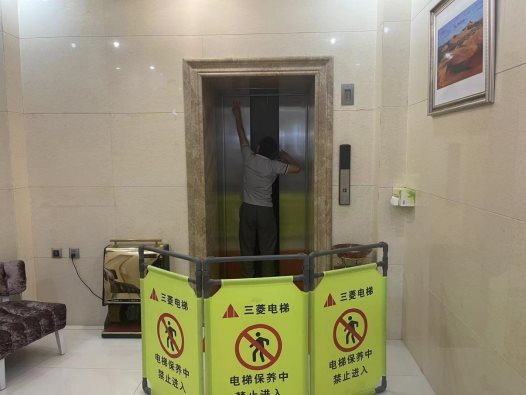 标题：以练为战筑牢安全防线——内蒙古特检院阿拉善分院联合开展电梯安全应急救援演练
浏览次数：412
发表时间：2023-08-30