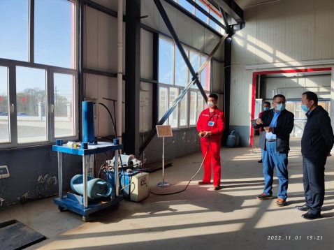 标题：内蒙古自治区特种设备检验研究院阿拉善分院开展废弃液化石油气钢瓶集中报废处置工作
浏览次数：453
发表时间：2023-08-30