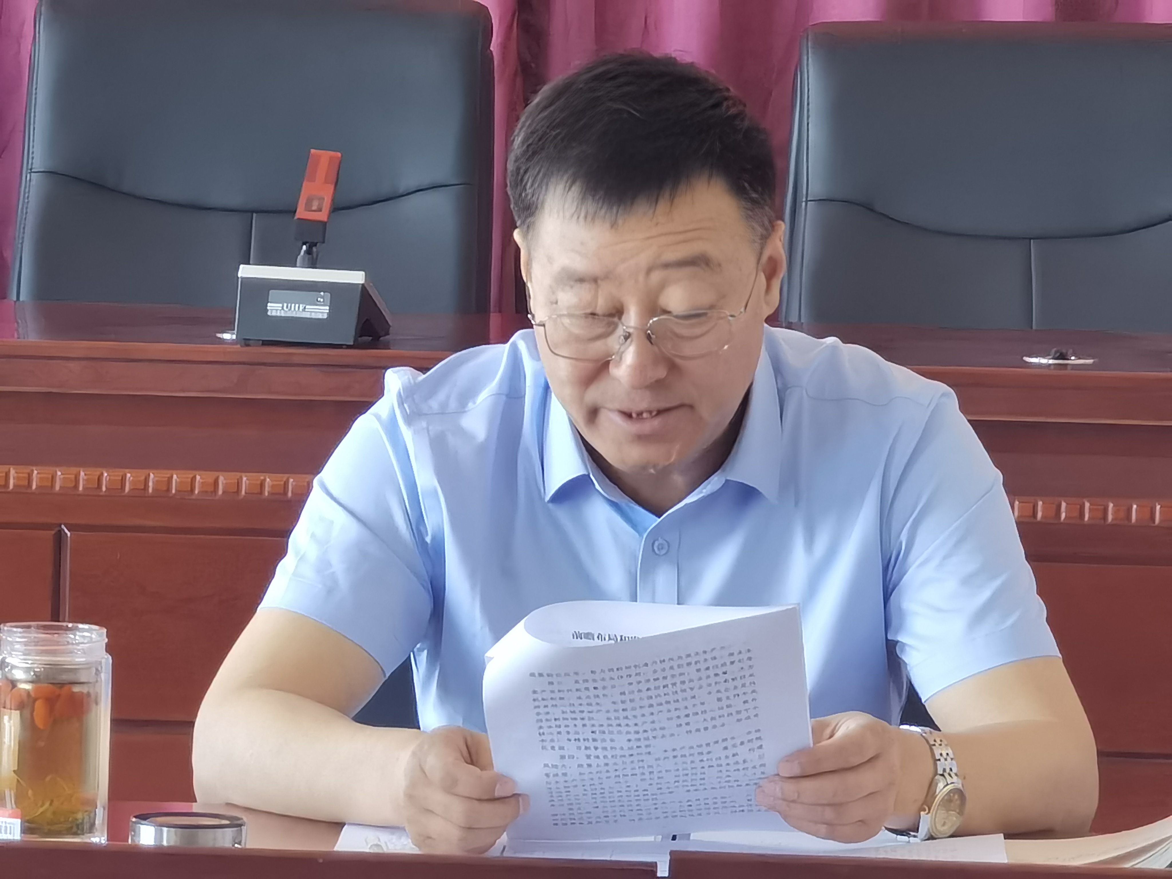 自治区特检院阿拉善分院党支部书记讲授树立和践行正确政绩观专题党课
